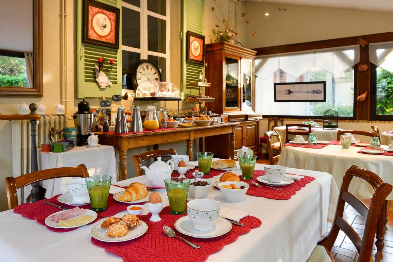 Hotels Orleans La Villa Marjane2