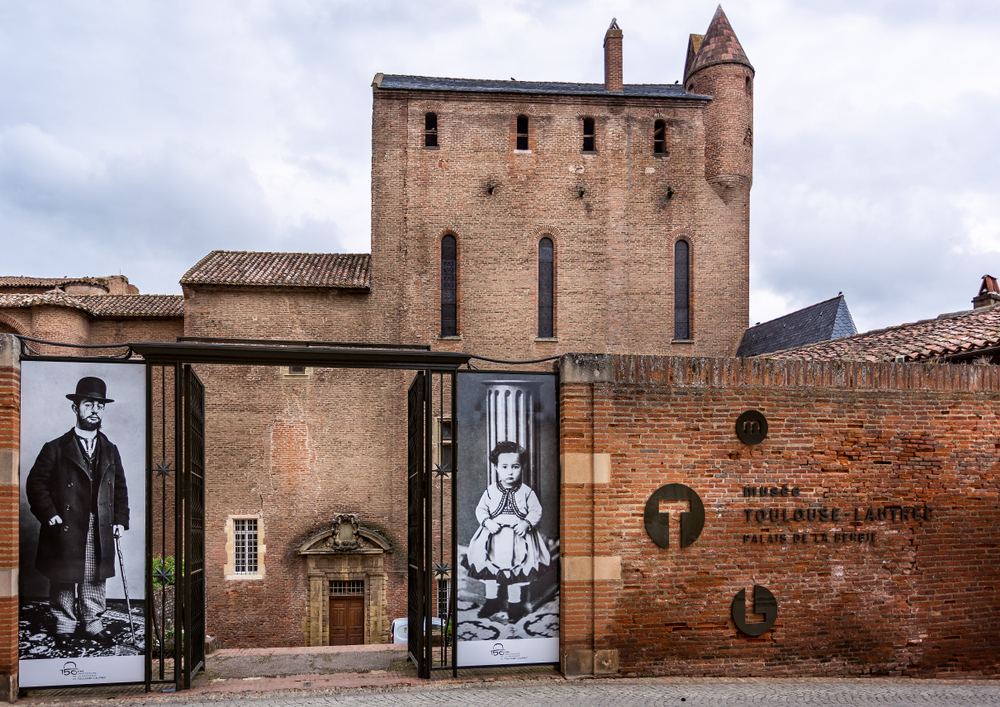 Toulouse,Lautrec,Museum,Exterior,In,Albi,,France,On,12,June