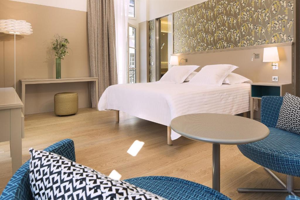 Booking hôtels nantes Oceania Hôtel de France Nantes