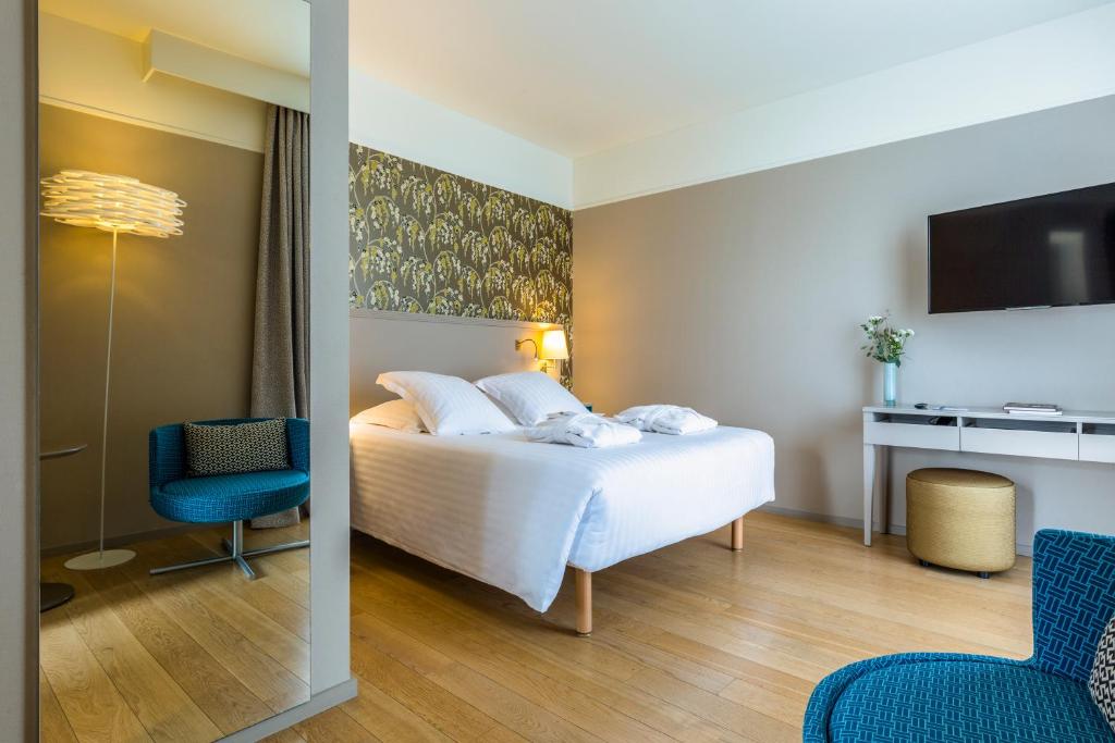 Booking hôtels nantes Oceania Hôtel de France Nantes2