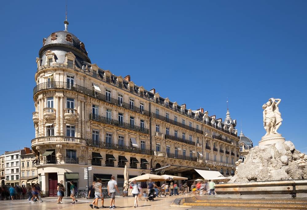 Fountain,Of,The,Three,Graces,In,Place,De,La,Comedie.