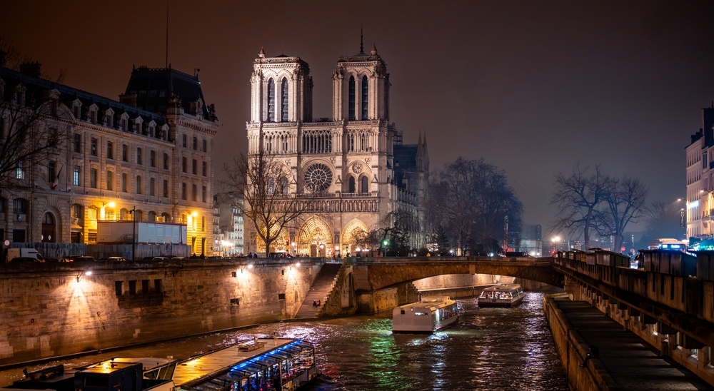 Paris,,France,,12,29,2024,:,Notre dame,De,Paris,Illuminated