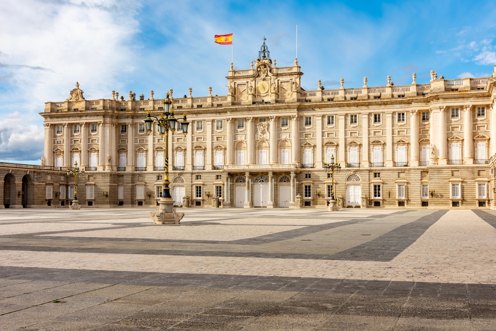 Royal,Palace,Facade,In,Madrid,,Spain