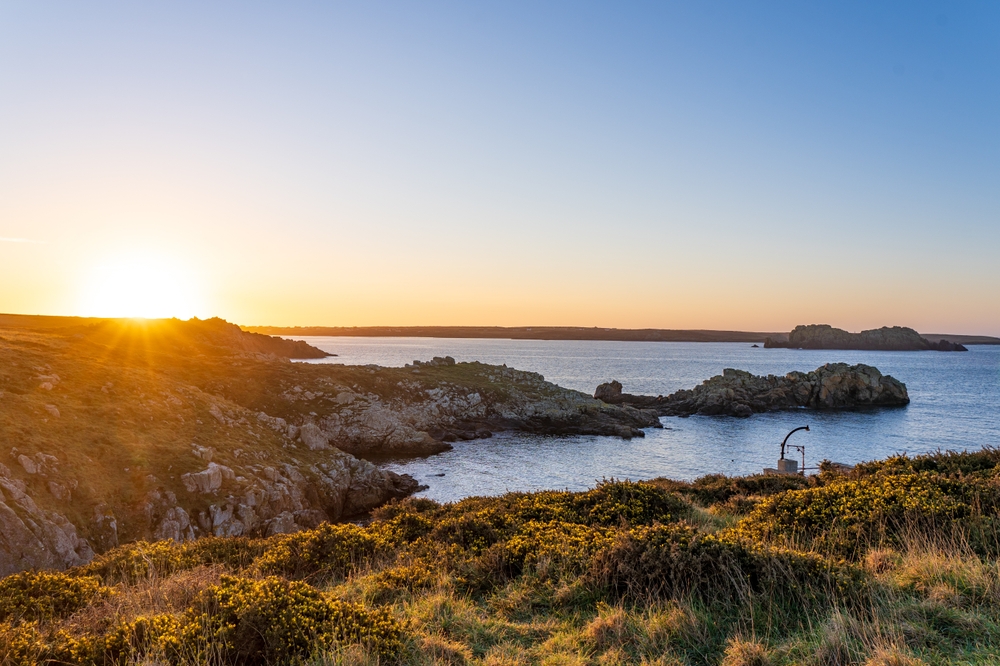 Stunning,Coastal,Sunrise,Over,Rugged,Terrain,On,A,March,Evening