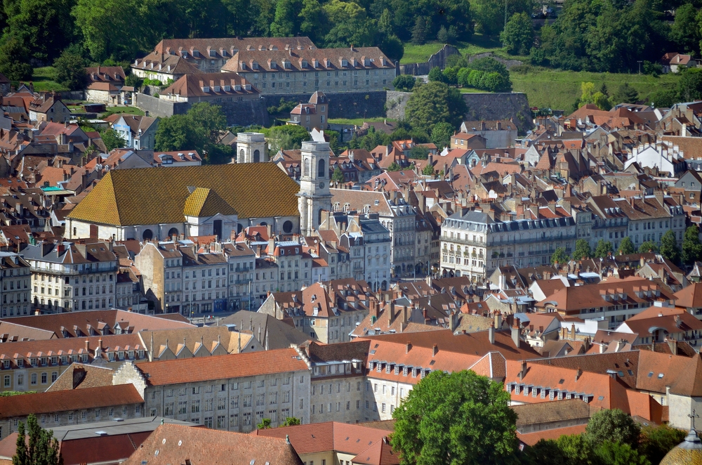 High,Angle,View,Of,The,Old,Historic,City,Of,Besançon,